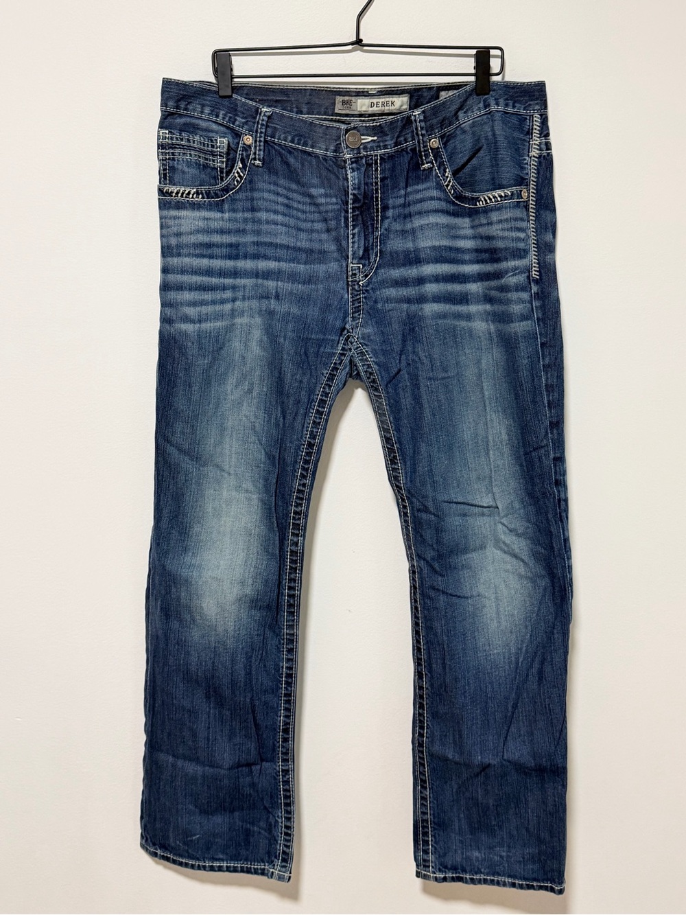 Buckle BKE Men's Medium Blue Washed Denim Jeans Regular Length